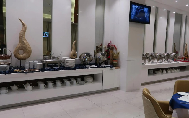 Pars International Hotel