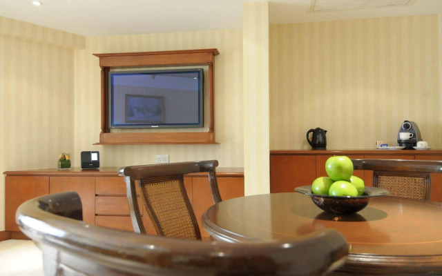 The Emperor(Happy Valley)Hotel
