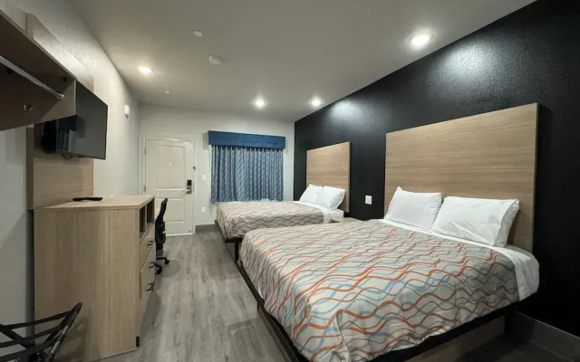 Crystal Inn
