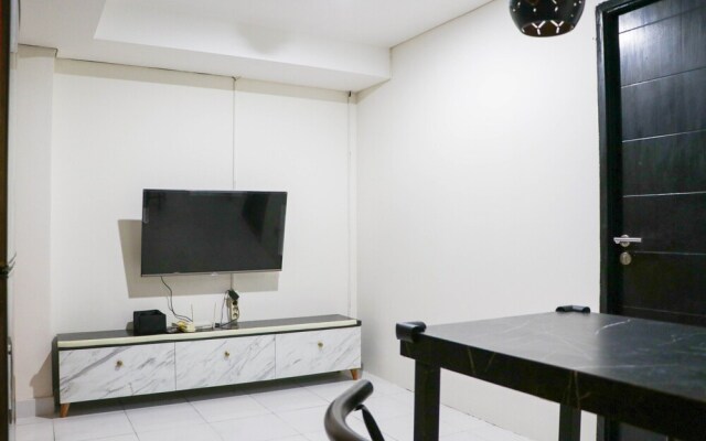 Warm And Homey 2Br At Sentraland Cengkareng Apartment