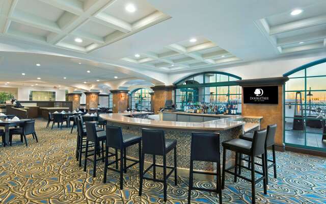 DoubleTree by Hilton San Pedro - Port of Los Angeles