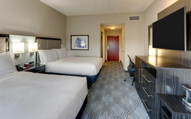 DoubleTree by Hilton St. Louis Forest Park