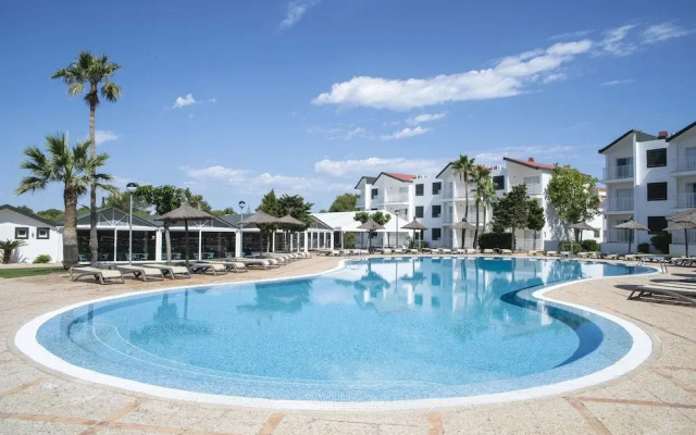 Cala En Blanes Beach Apartments