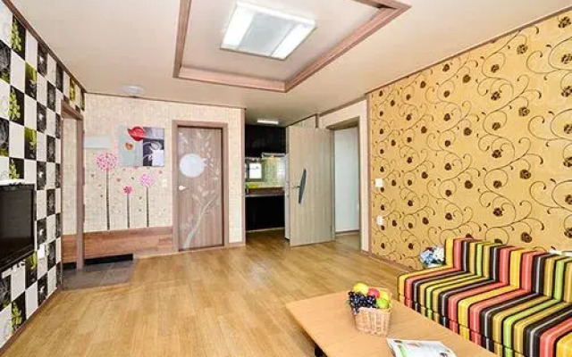 Mongsanpo Sound of Sea Wave Pension