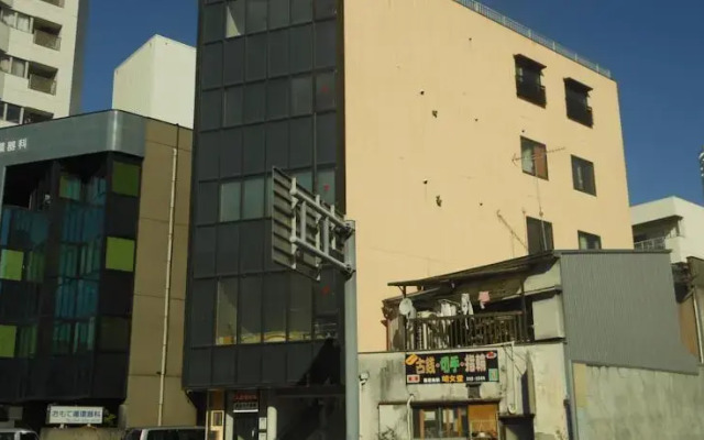 Momotaro International House