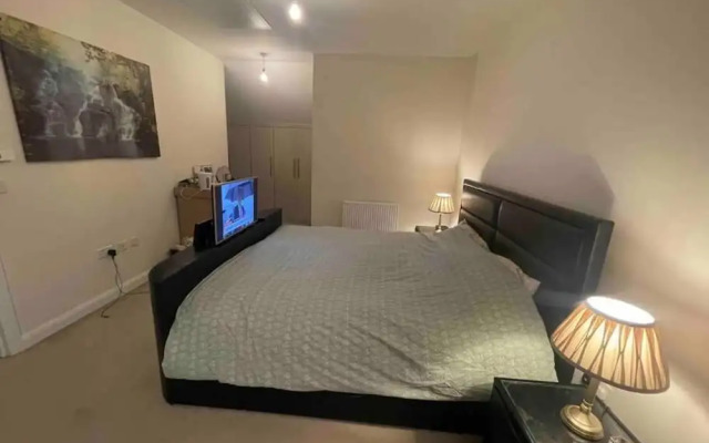 Bristol Unique Townhouse - 4 Bedroom House