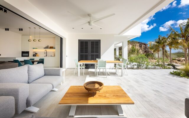 Blue Bay | The Reef