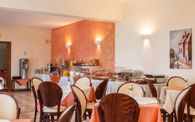 Aeolos Hotel