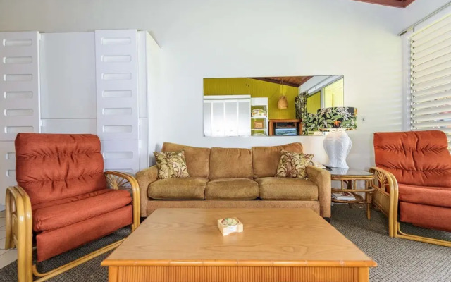 Napili Shores B214 Studio Bedroom Condo