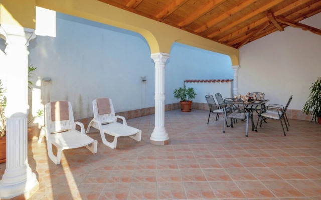 Cottage in Croatia Near Beach & Town Centre