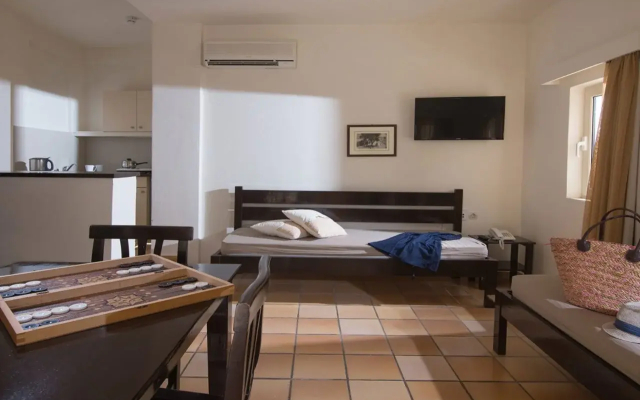 Ourania Apartments