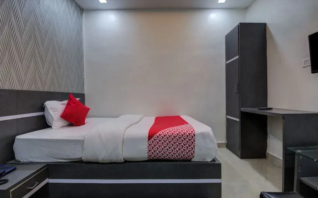 Oyo 29204 Hotel Blue Sapphire
