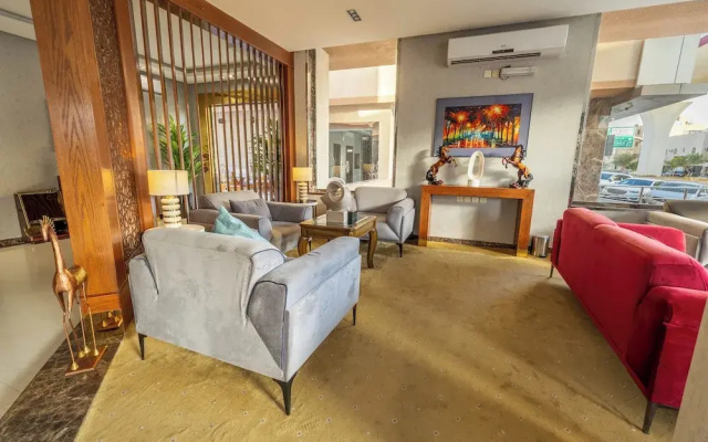 Golden Garden Hotel