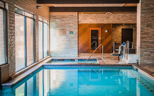 Arroyo Roble Resort at Oak Creek