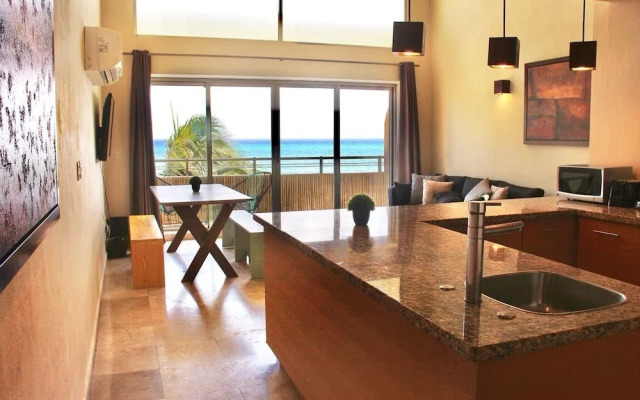 Ocean Plaza 11 by Praia