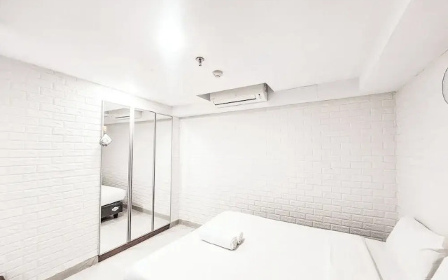 Good And Homey 2Br Loft At Grand Jati Junction Apartment