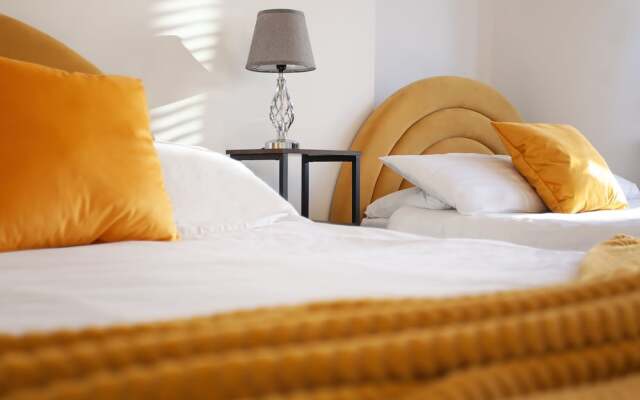 3 bed House Camberwell With Private Garden