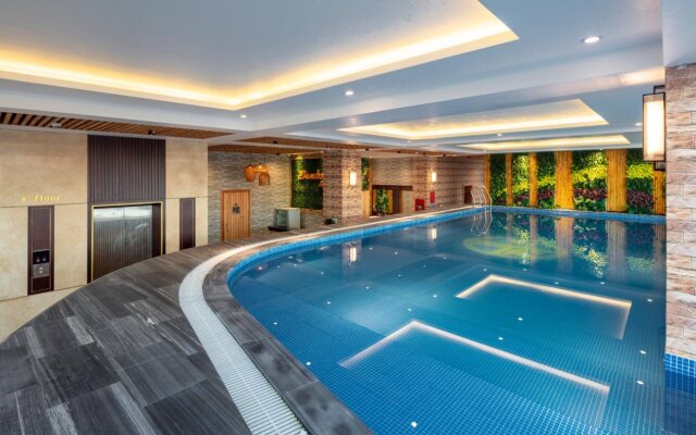 Thanh Lich Royal Boutique Hotel