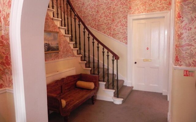 Ashlyn Guest House