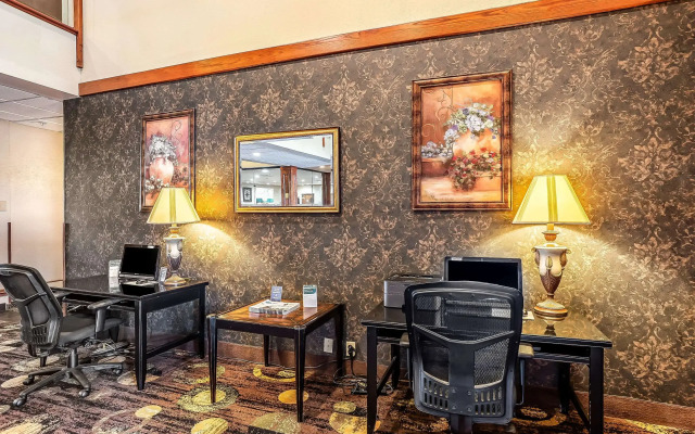 Quality Inn & Suites Hannibal