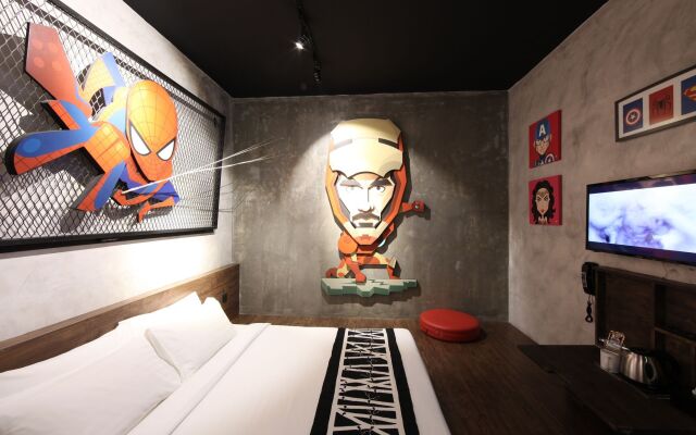 The Hulo Hotel Gallery