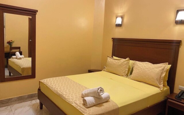 Hostal California Inn