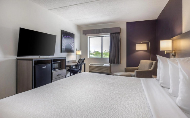 Best Western Bolingbrook Hotel