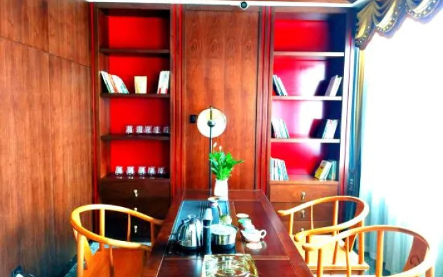 Ramada by Wyndham Diqing