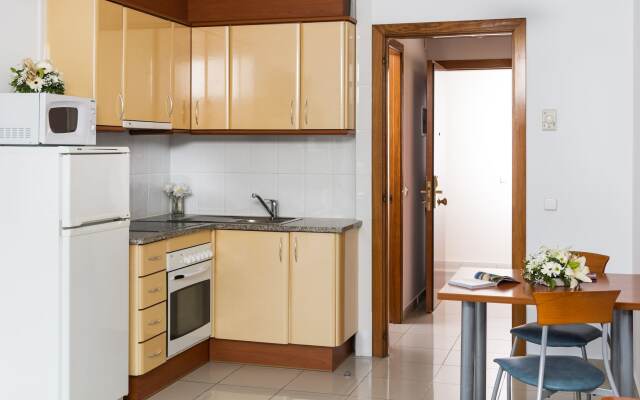 Aparthotel Costa Encantada