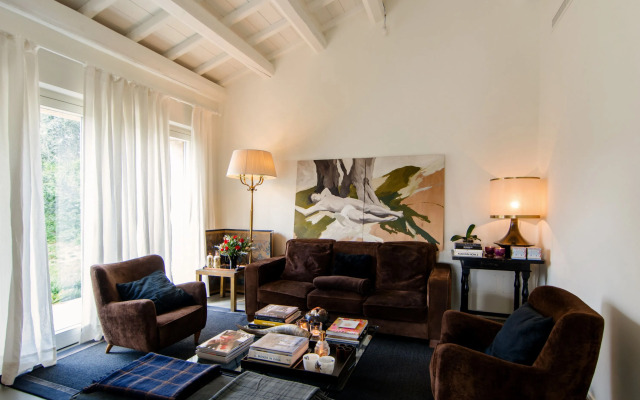 CasaVostra - Ambience Suites