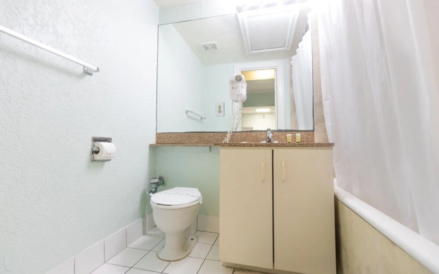 634 Ocean View Hollywood Beach