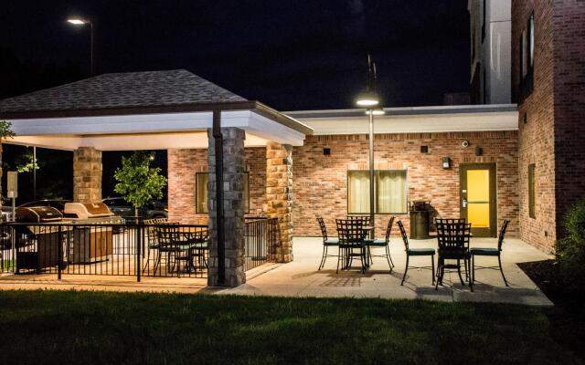 Candlewood Suites : Overland Park - W 135th St by IHG