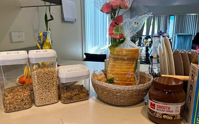 Albany Oteha Home-BnB