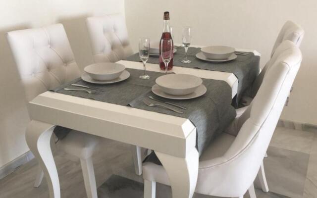 MI CAPRICHO A17 Beachfront Apartment