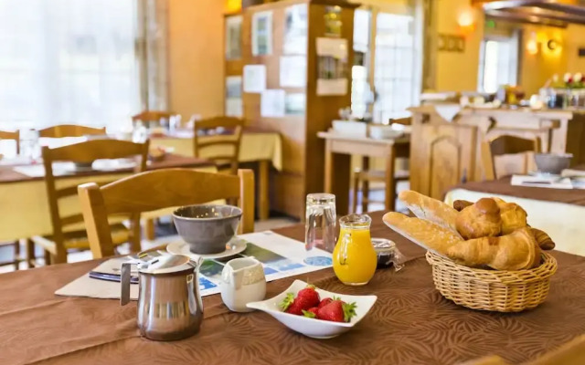 Logis Hotel L'auberge Du Bougnat