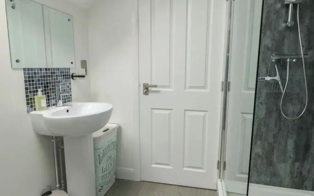 4 Parc Delfryn