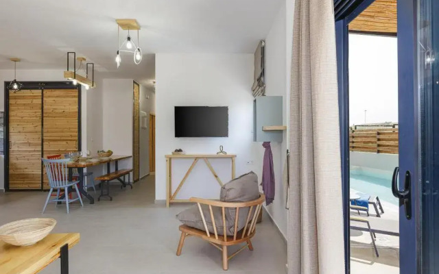 Iron Villas - Nefeli & Oniros, By ThinkVilla