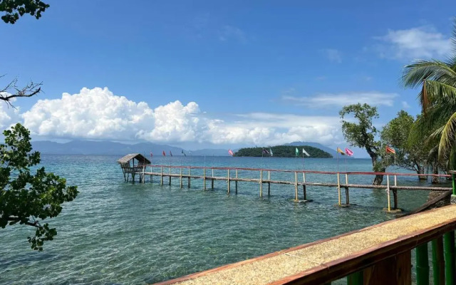 El Krimphoff Resort