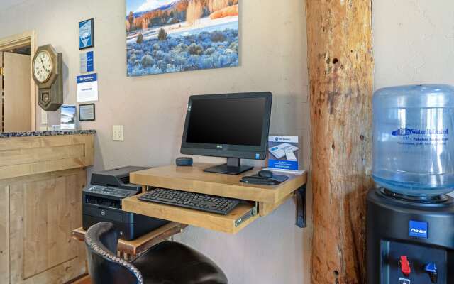 Best Western Ponderosa Lodge