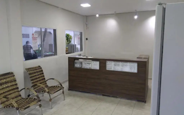 Ami Hotel