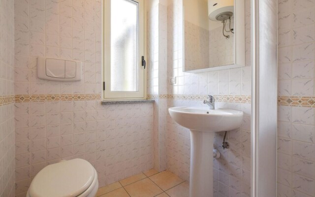 Awesome Apartment in Isca Marina With 1 Bedrooms