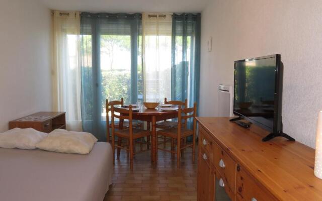 Appartement Sète, 1 pièce, 3 personnes - FR-1-338-388