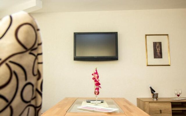 Hotel Piramida Sunca