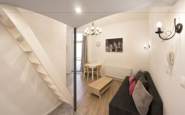 Rister Apartments