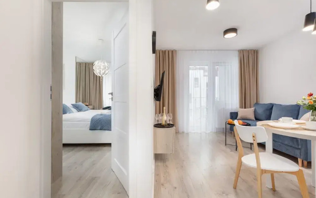 Seaside Apartamenty - 4 Pory Roku