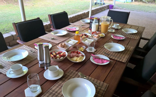 Magnetic Island Bed And Breakfast