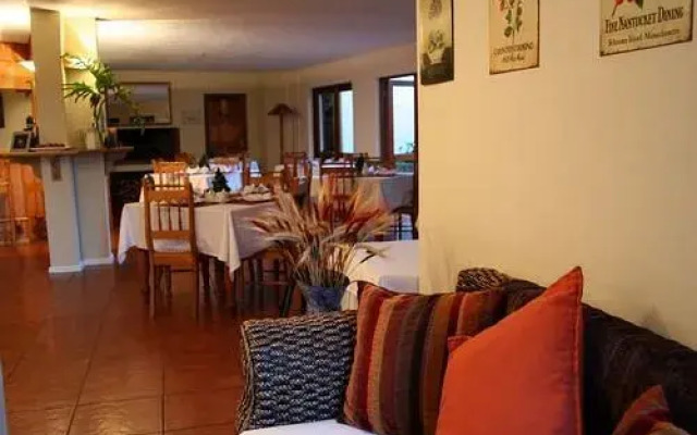 Edward Charles Manor