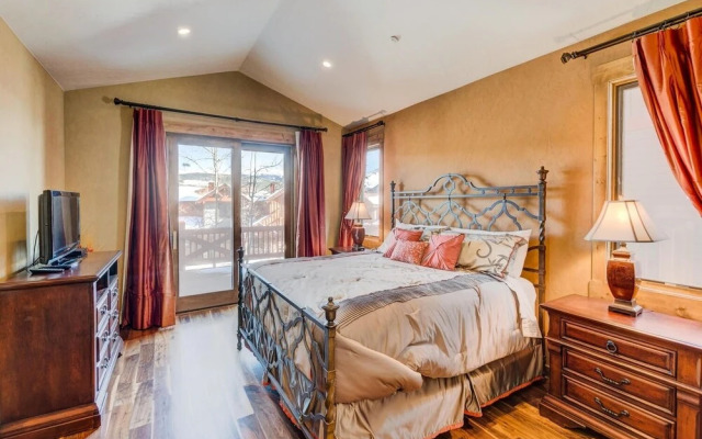 Bear Trail Luxury 5 Bedroom Townhouse