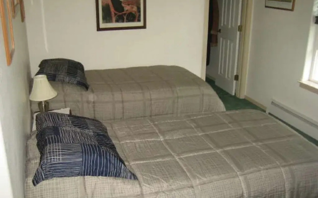 Eagles Nest Bed & Breakfast
