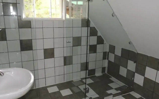 Portal De La Montaña